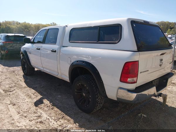 2016 RAM 1500 SLT