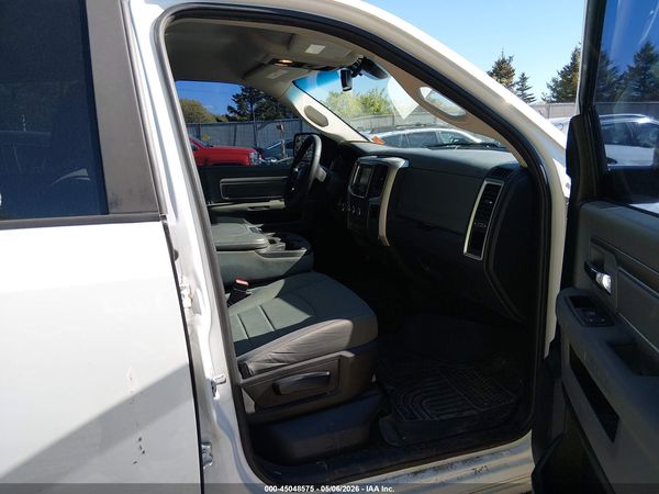 2016 RAM 1500 SLT