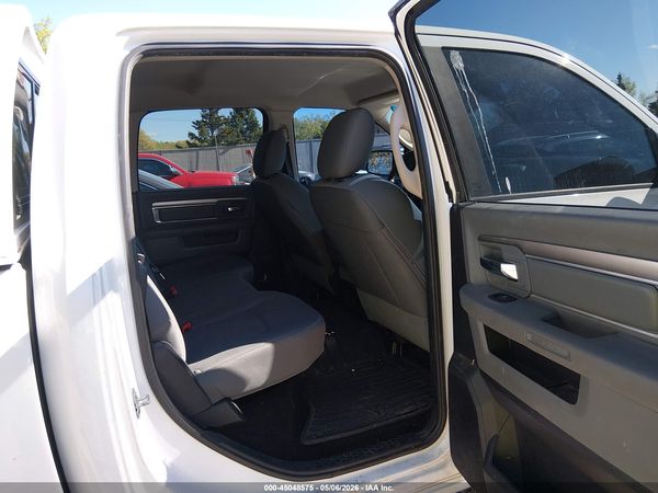 2016 RAM 1500 SLT