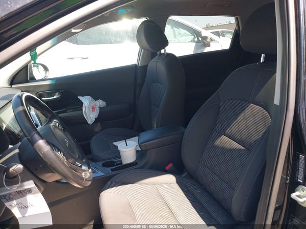 2022 KIA NIRO LXS