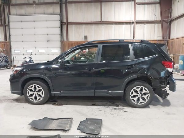 2019 SUBARU FORESTER PREMIUM — I117