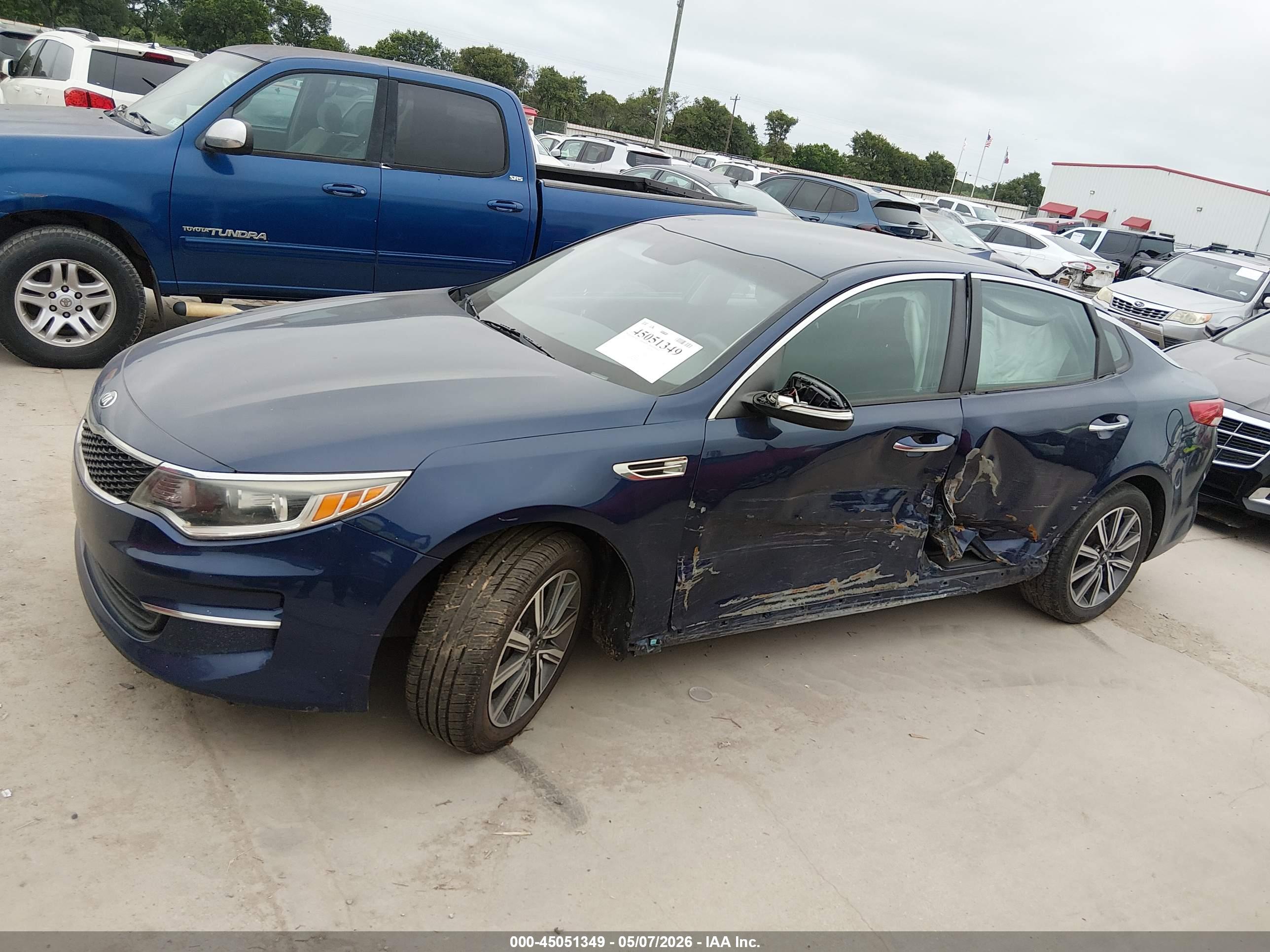 2017 KIA OPTIMA LX