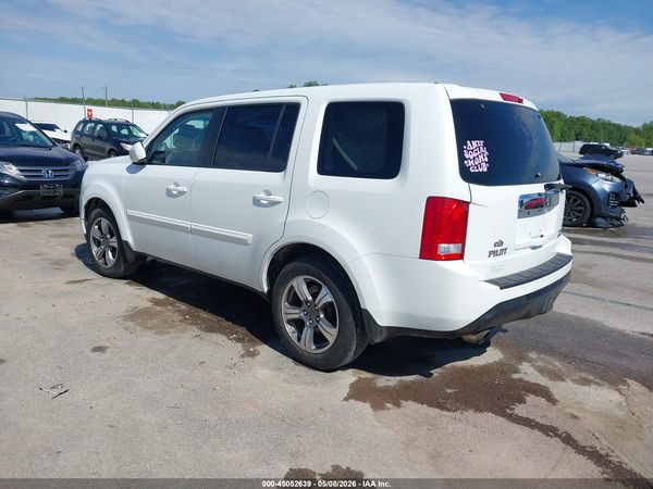 2015 HONDA PILOT SE