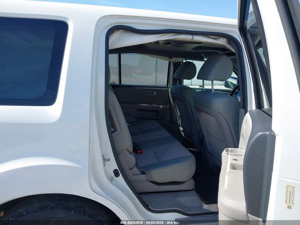 2015 HONDA PILOT SE