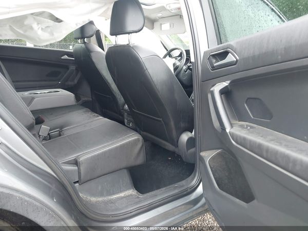 2018 VOLKSWAGEN TIGUAN 2.0T SE/2.0T SEL — I8