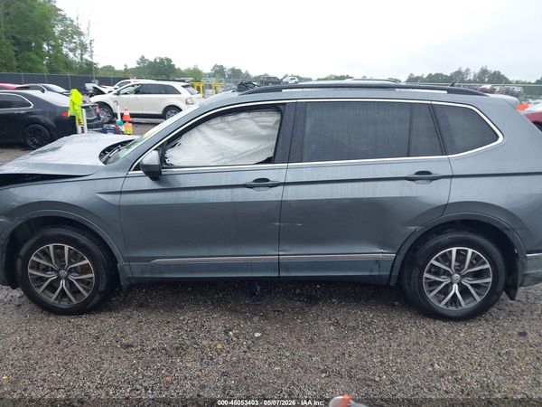 2018 VOLKSWAGEN TIGUAN 2.0T SE/2.0T SEL — I117