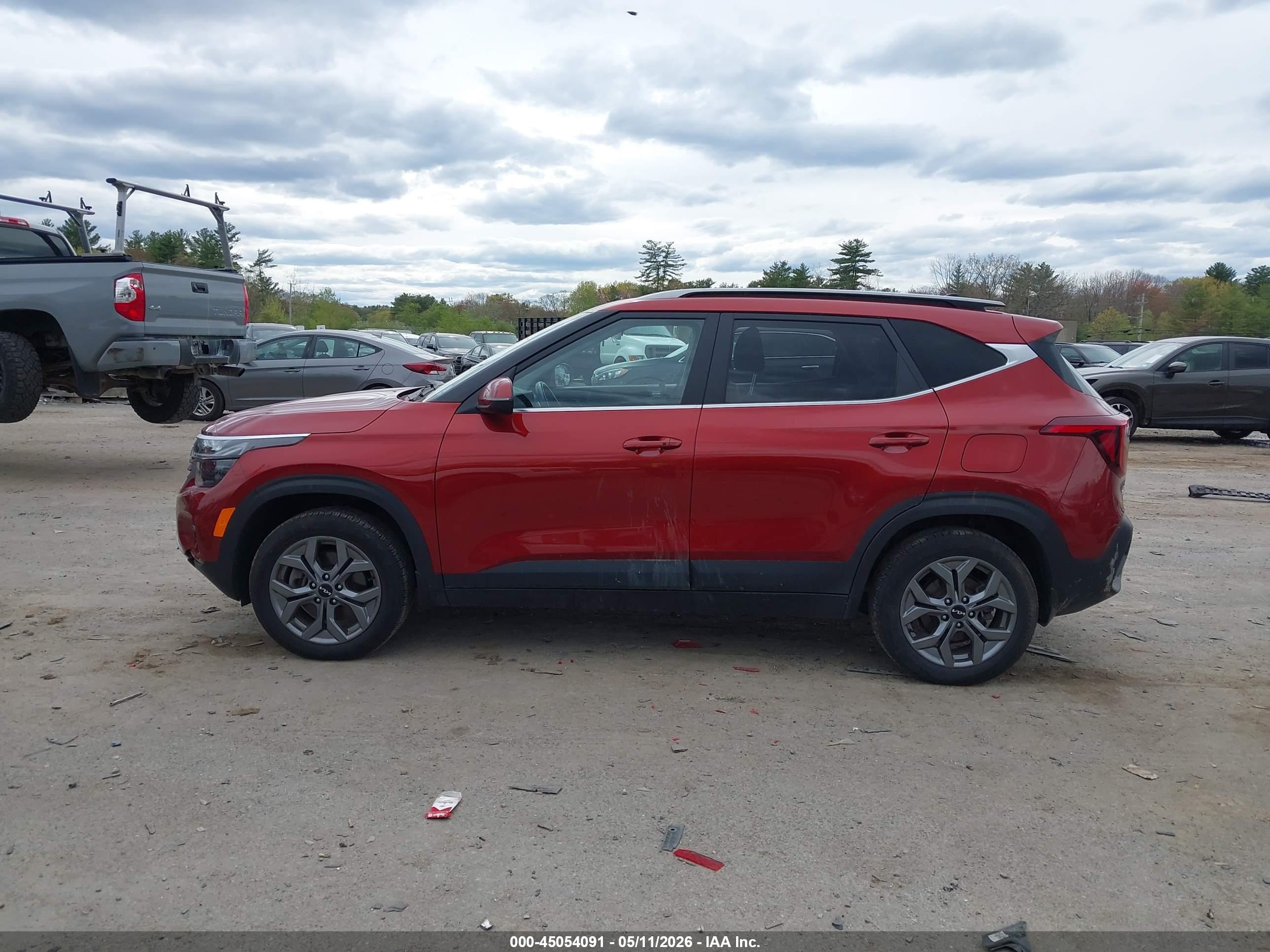2024 KIA SELTOS S