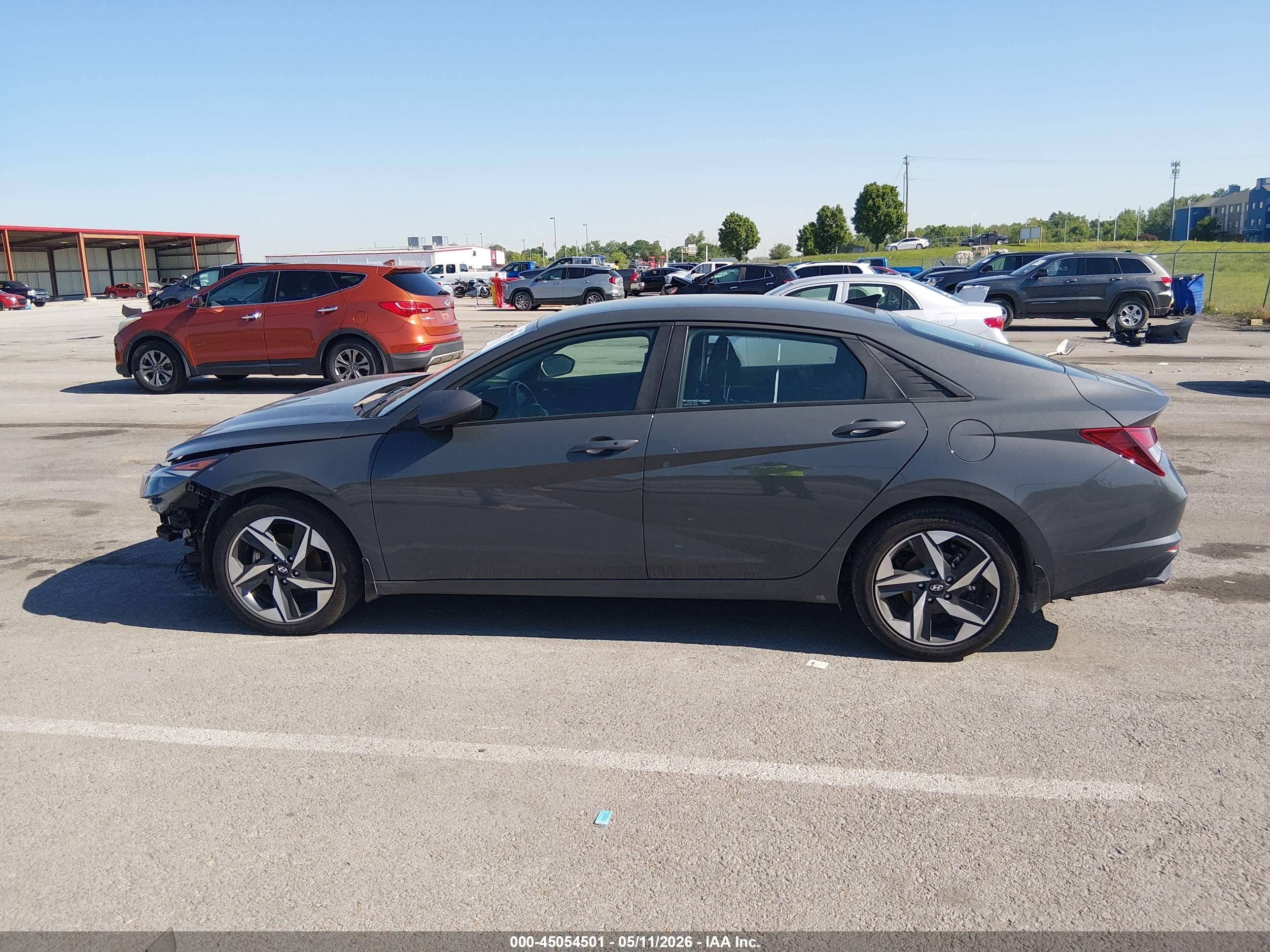 2023 HYUNDAI ELANTRA SEL