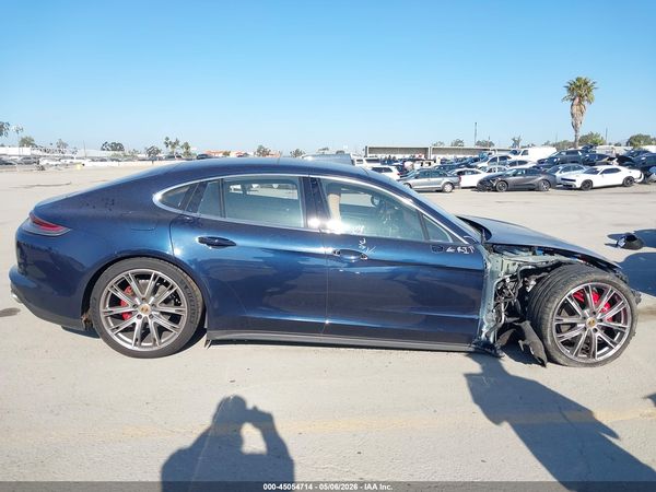 2022 PORSCHE PANAMERA 4S