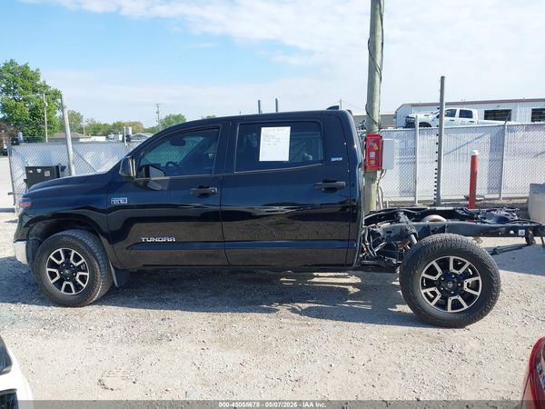 2021 TOYOTA TUNDRA SR5