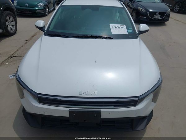 2026 KIA K4 LXS