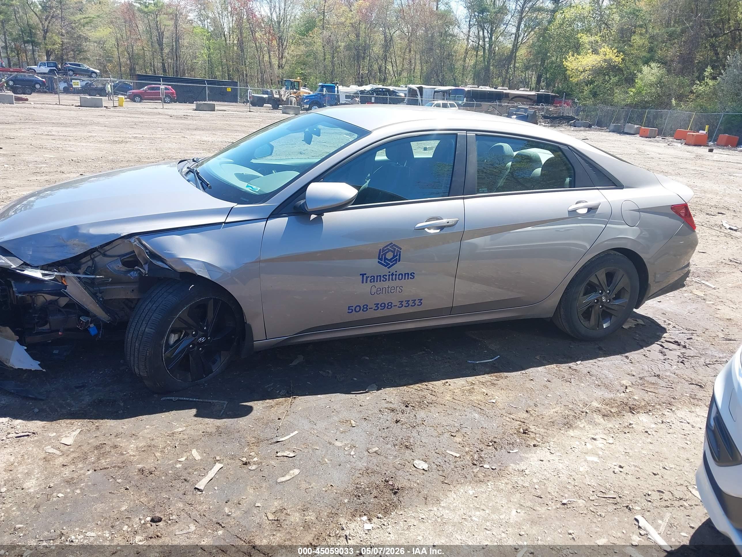 2022 HYUNDAI ELANTRA SEL