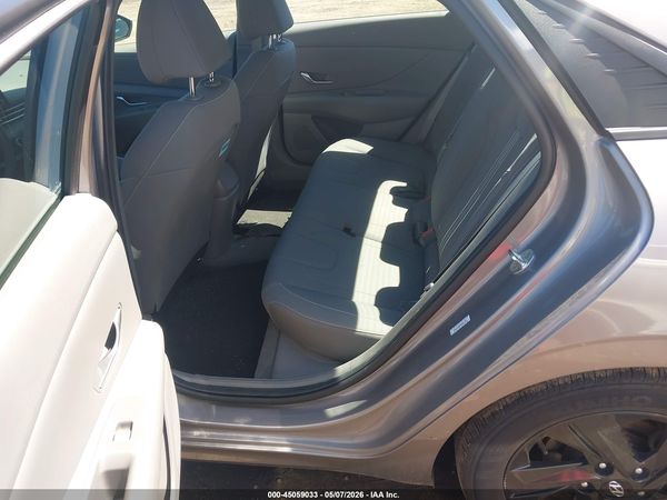 2022 HYUNDAI ELANTRA SEL