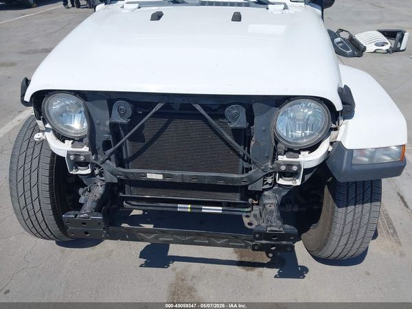 2018 JEEP WRANGLER UNLIMITED SAHARA 4X4
