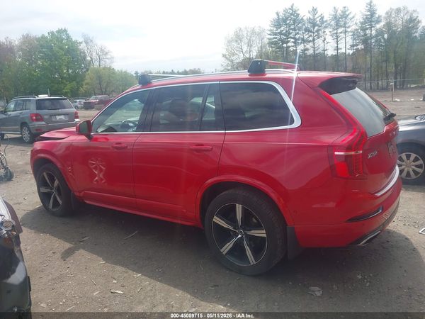 2017 VOLVO XC90 T6 R-DESIGN