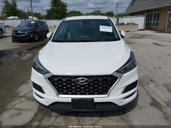 2020 HYUNDAI TUCSON SE