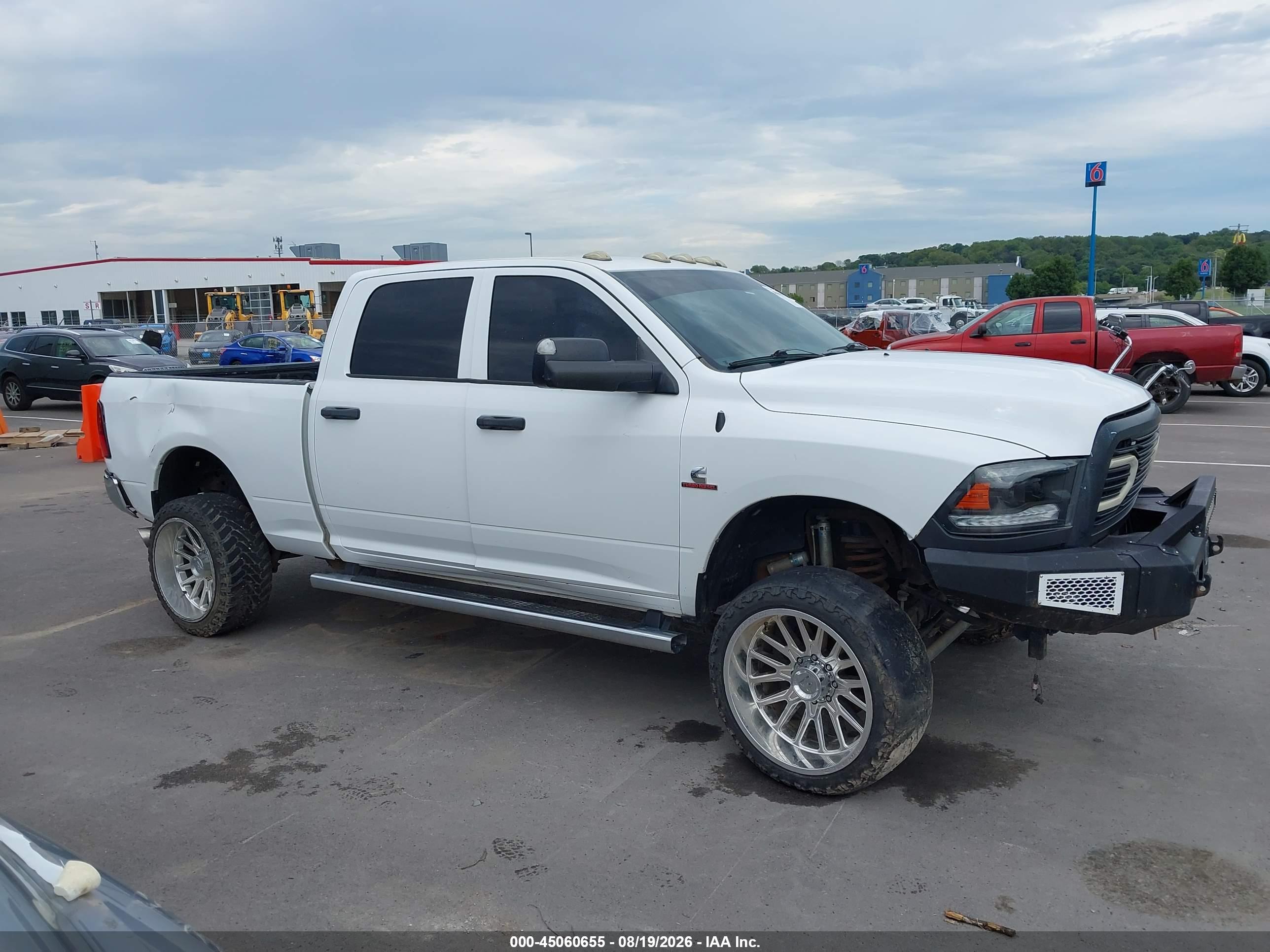 2016 RAM 2500 TRADESMAN