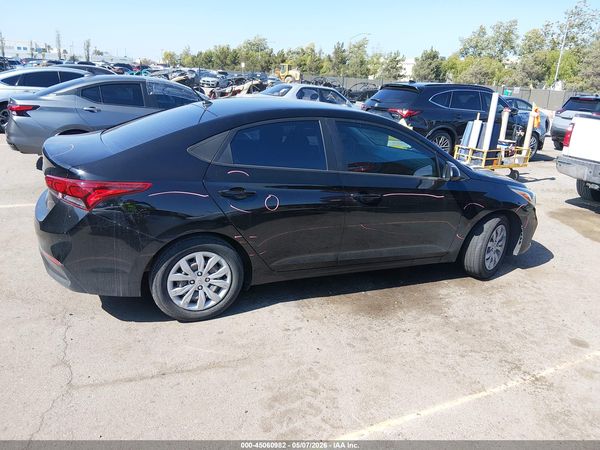 2022 HYUNDAI ACCENT SE