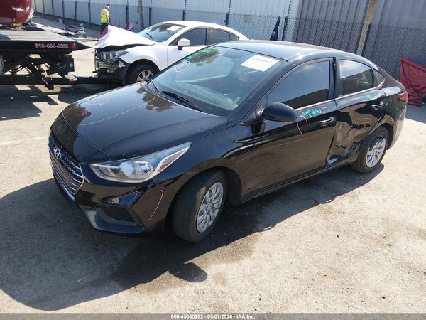 2022 HYUNDAI ACCENT SE