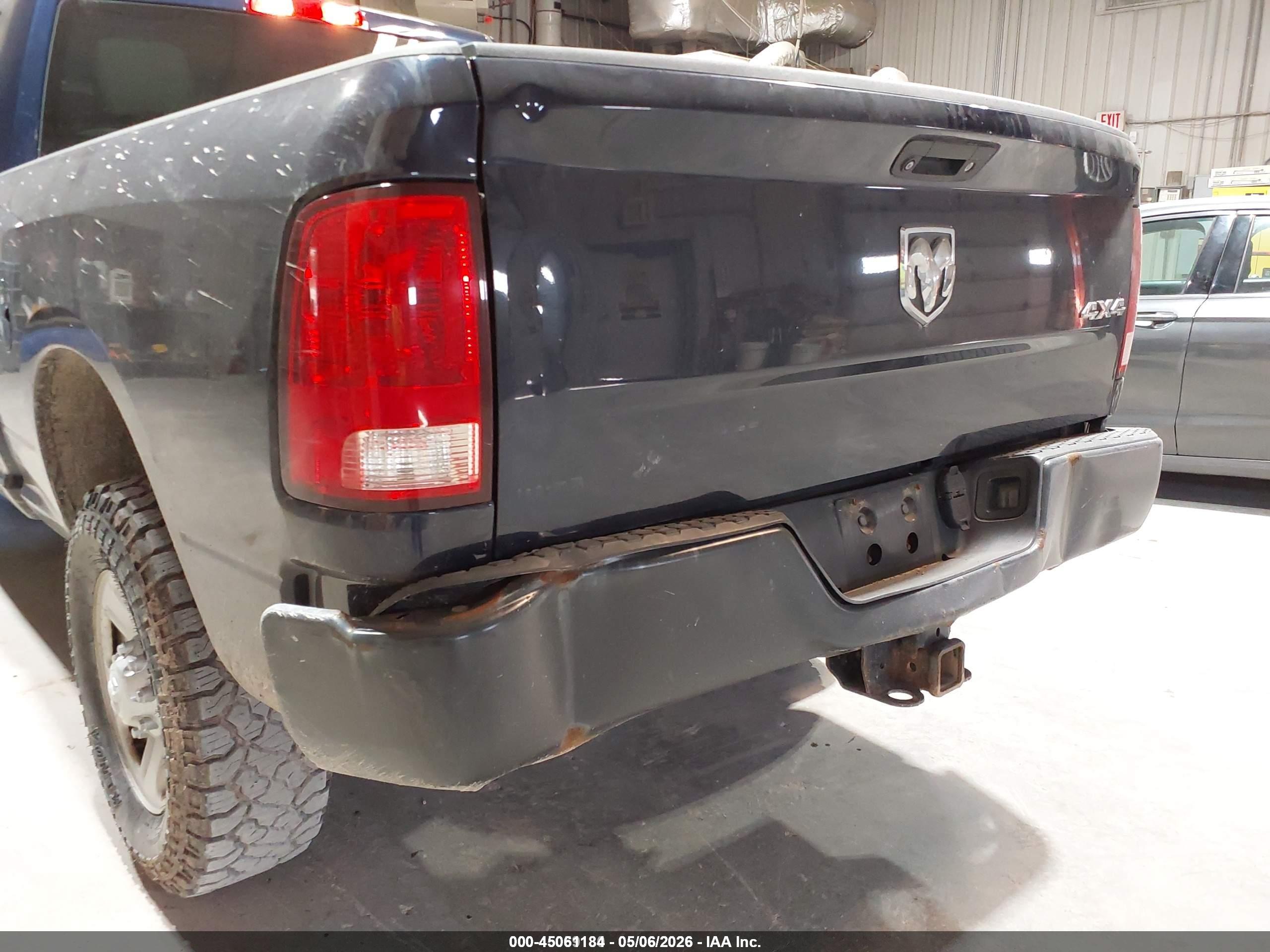 2018 RAM 3500 TRADESMAN  4X4 6'4 BOX