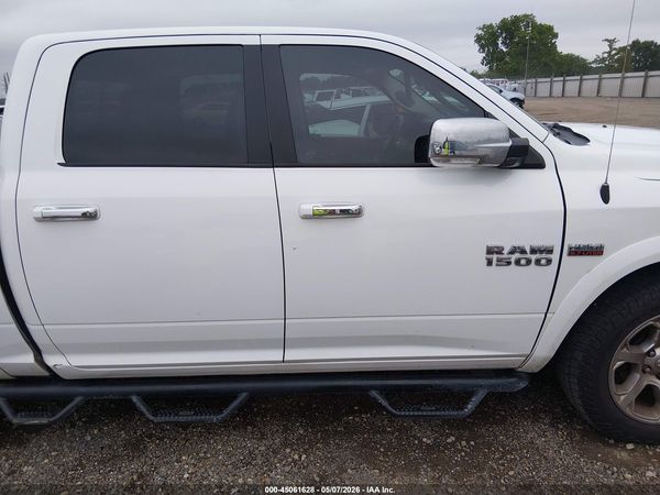 2017 RAM 1500 LARAMIE  4X4 5'7 BOX