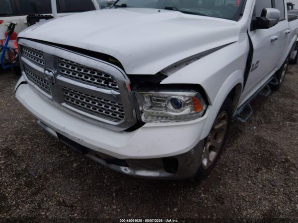 2017 RAM 1500 LARAMIE  4X4 5'7 BOX