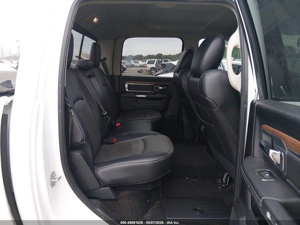 2017 RAM 1500 LARAMIE  4X4 5'7 BOX
