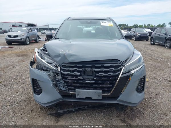 2022 NISSAN KICKS SR XTRONIC CVT