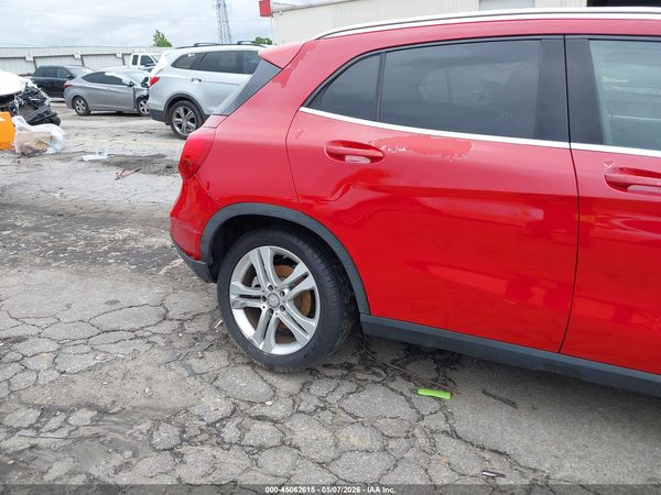 2015 MERCEDES-BENZ GLA 250 4MATIC