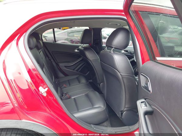 2015 MERCEDES-BENZ GLA 250 4MATIC