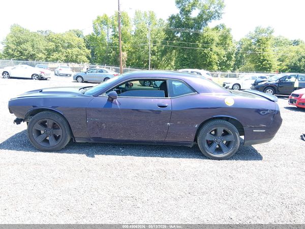 2015 DODGE CHALLENGER SXT