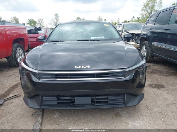 2025 KIA K4 LXS