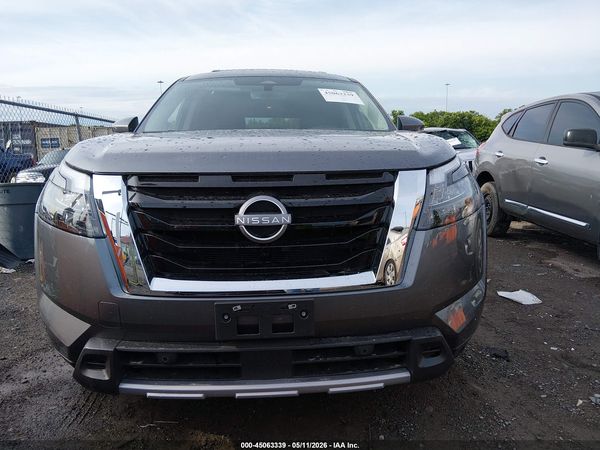 2025 NISSAN PATHFINDER SL FWD