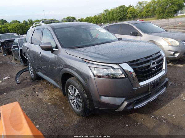 2025 NISSAN PATHFINDER SL FWD