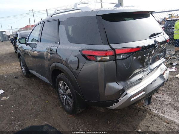 2025 NISSAN PATHFINDER SL FWD