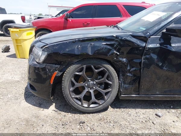 2020 CHRYSLER 300 TOURING — I6