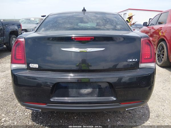 2020 CHRYSLER 300 TOURING — I119