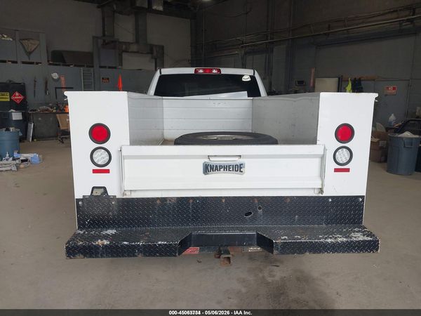 2017 RAM 2500 ST CREW CAB 4X2