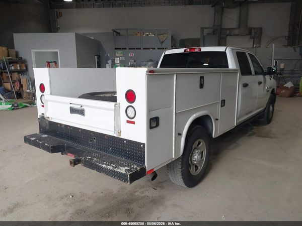 2017 RAM 2500 ST CREW CAB 4X2