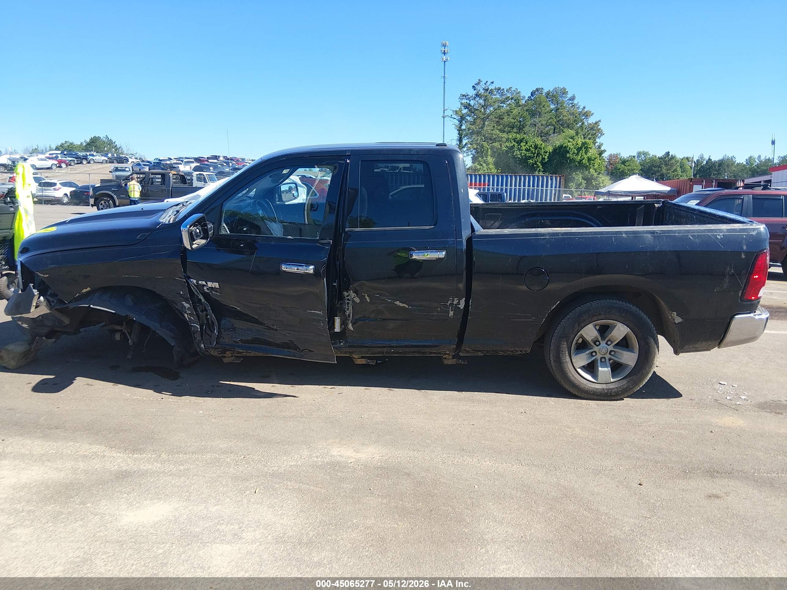 2018 RAM 1500 TRADESMAN  4X2 6'4 BOX