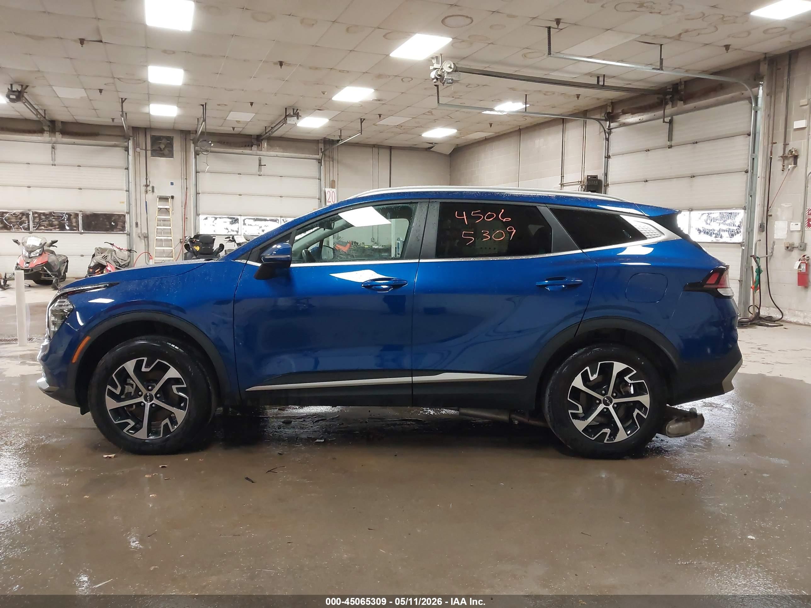 2024 KIA SPORTAGE EX