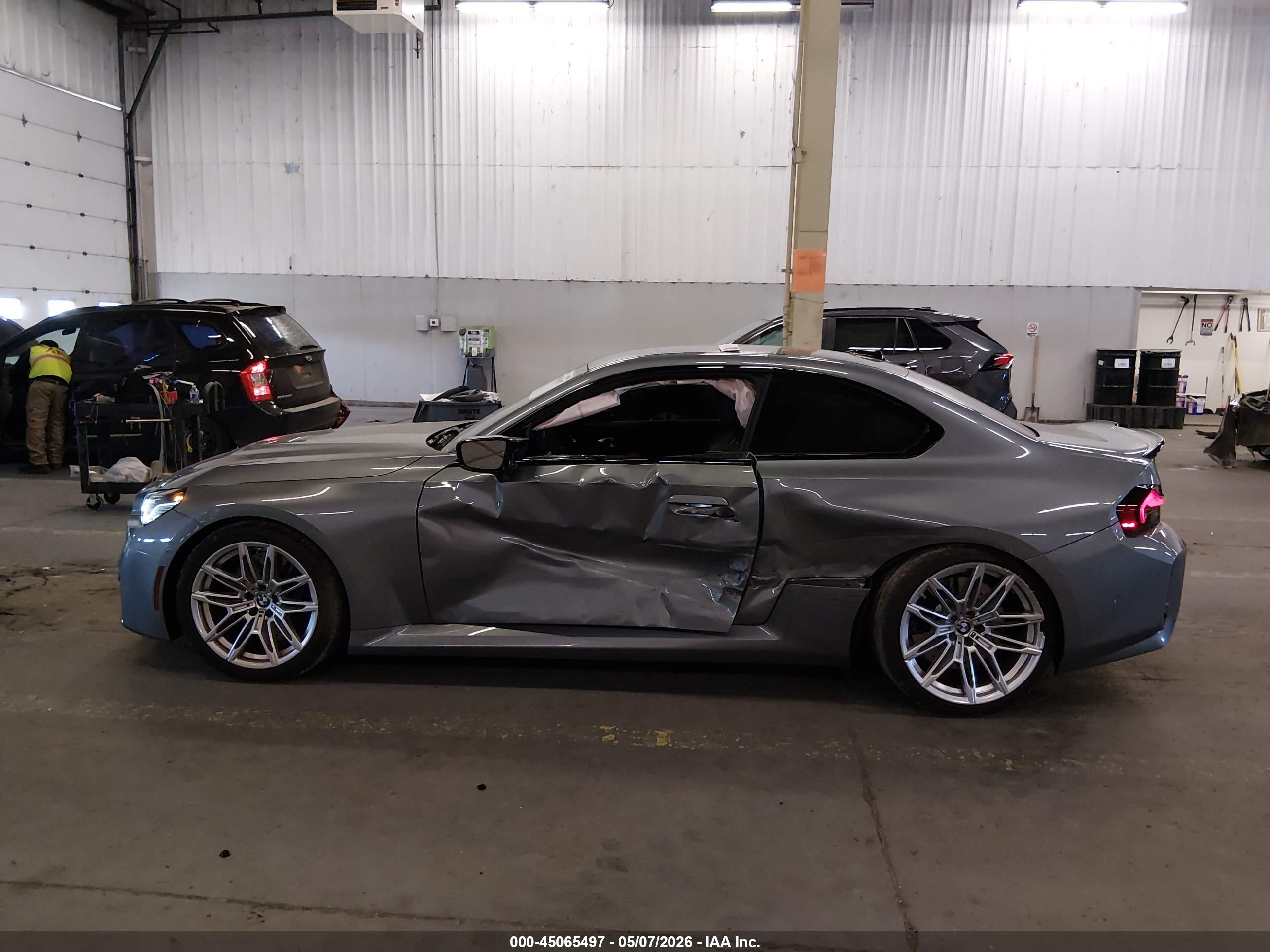 2025 BMW M2