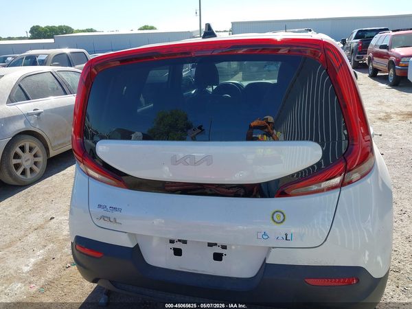 2022 KIA SOUL LX
