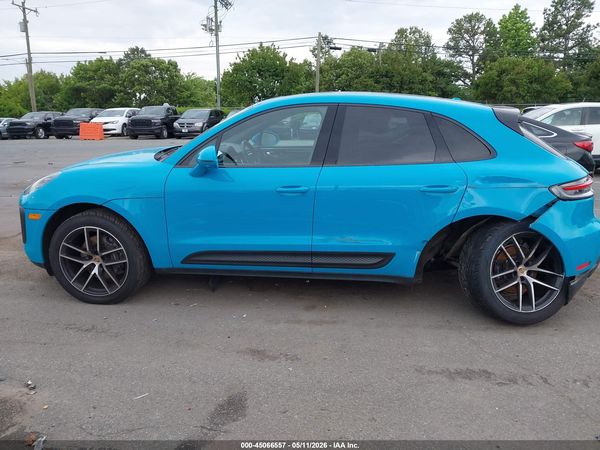 2022 PORSCHE MACAN