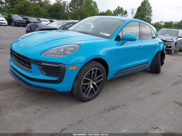 2022 PORSCHE MACAN