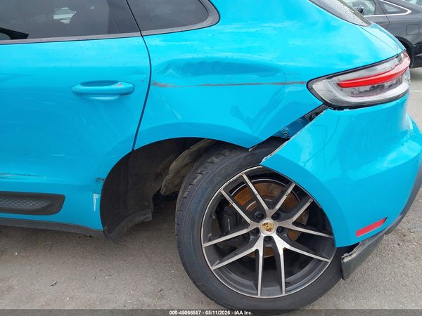2022 PORSCHE MACAN