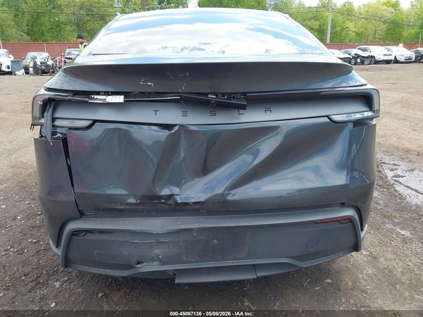 2026 TESLA MODEL Y