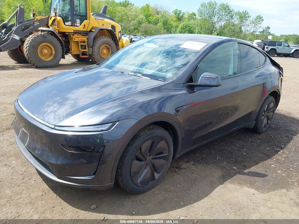 2026 TESLA MODEL Y