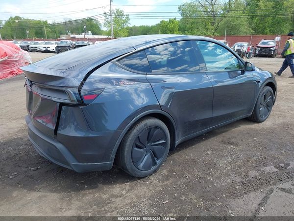 2026 TESLA MODEL Y