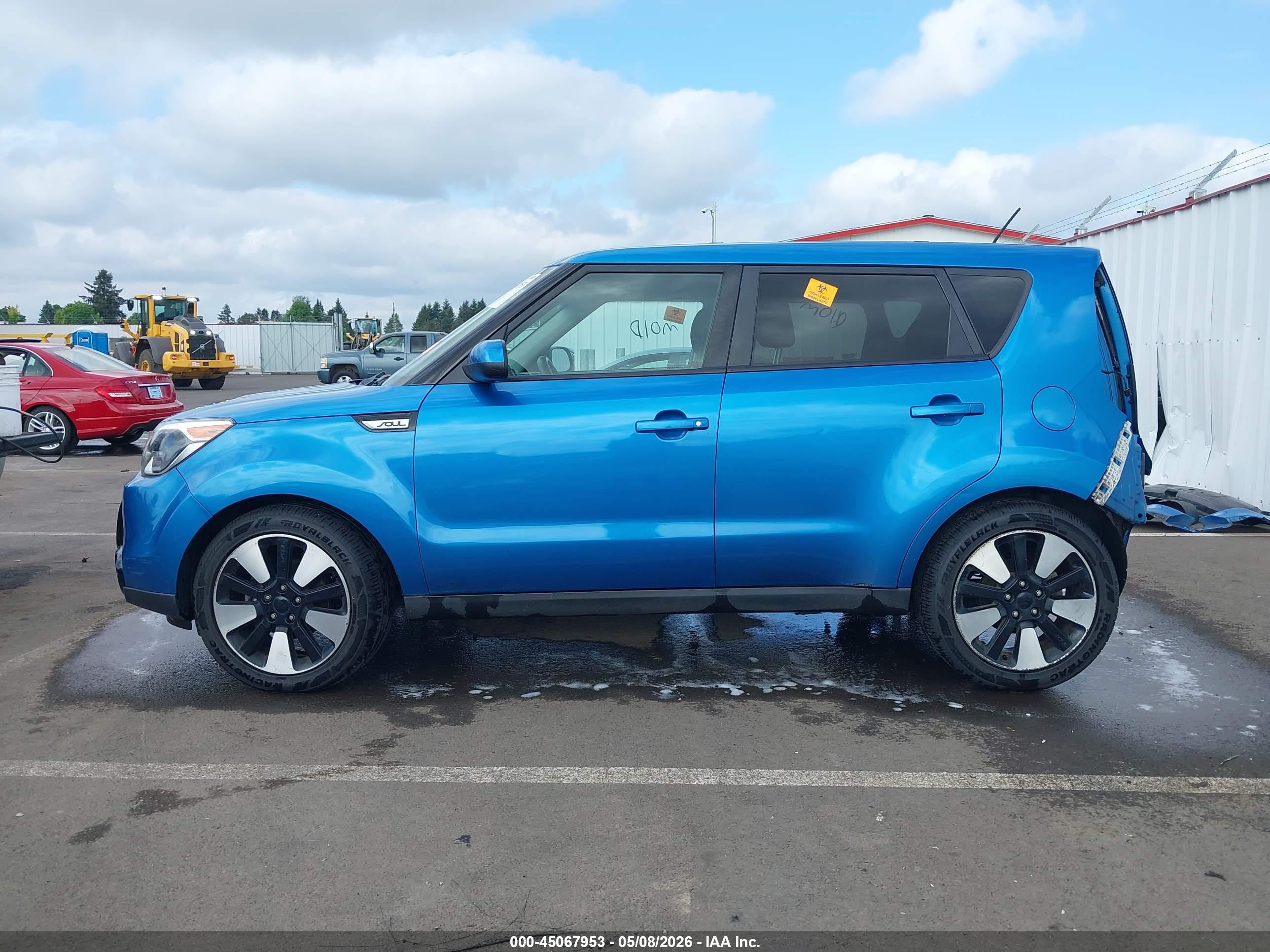 2016 KIA SOUL +